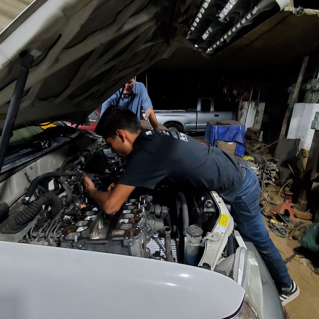 Taller Mecanico en General y Servicios de Arrastre Gutiérrez | Calle Principal 130, 22750 Francisco Zarco, B.C., Mexico | Phone: 646 257 6252 Taller Mecanico en General y Servicios de Arrastre Gutiérrez | Calle Principal 130, 22750 Francisco Zarco, B.C., Mexico | Phone: 646 257 6252