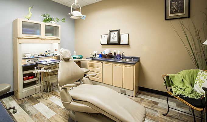 Premier Dental Center Lockhart | 701 State Park Rd, Lockhart, TX 78644, USA | Phone: (512) 398-3429