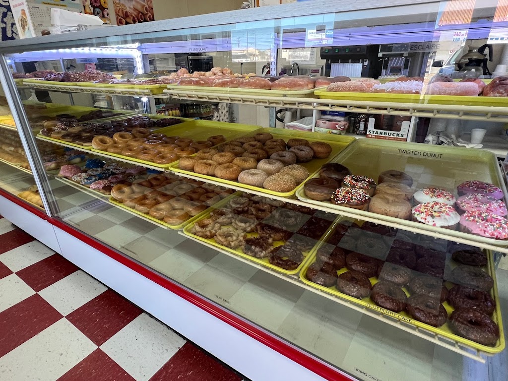 Donut Palace | 12701 TX-29, Liberty Hill, TX 78642, USA | Phone: (512) 778-6790