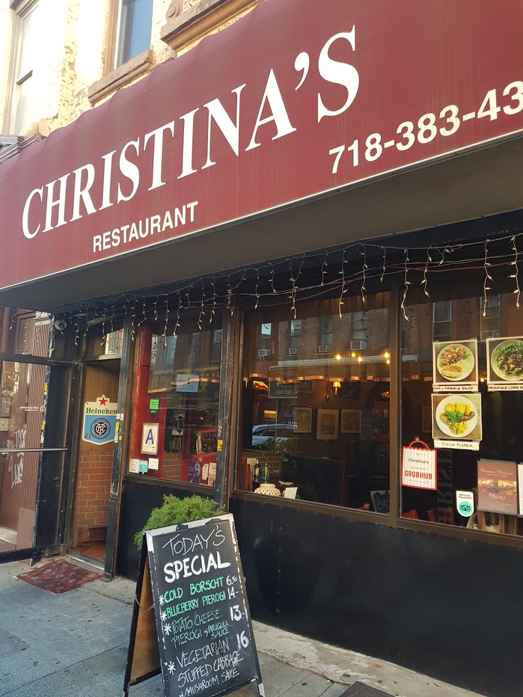 Christinas | 853 Manhattan Ave, Brooklyn, NY 11222, USA | Phone: (718) 383-4382