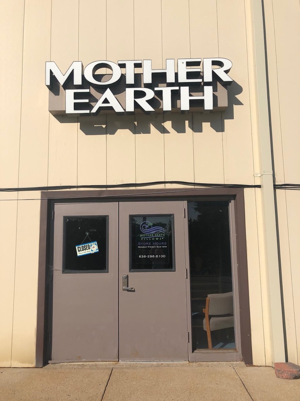 Mother Earth Pillows | 2085 Jennemann Ln, Arnold, MO 63010, USA | Phone: (636) 296-6100