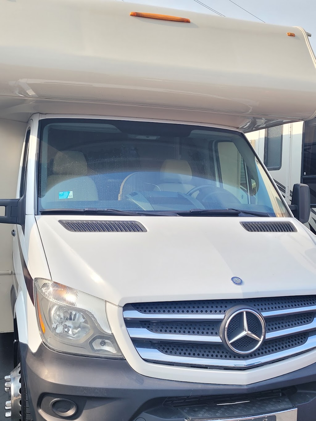 Mobile Auto Glass | 2375 6th St, La Verne, CA 91750, USA | Phone: (951) 519-1080