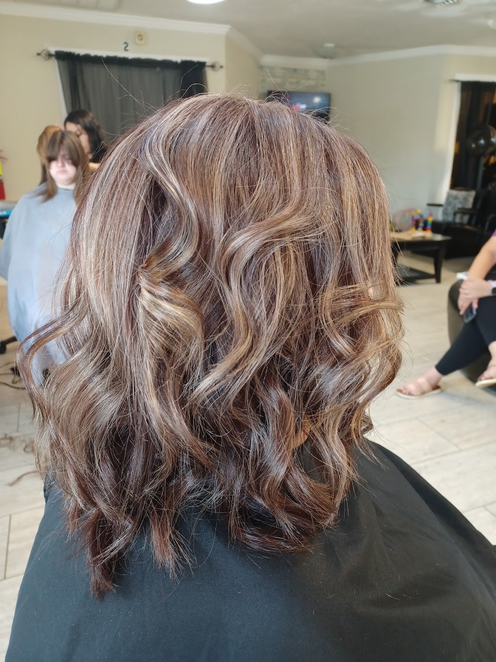 Two Friends Beauty Salon | 220 W Main St, Royse City, TX 75189, USA | Phone: (972) 635-6423