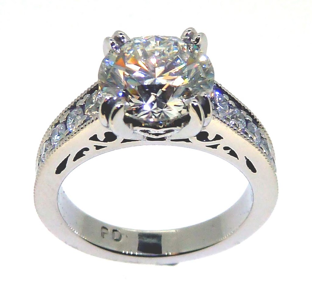 The Diamond Specialists | 1123 11th Ave., Ste. 405 Kaimuki Municipal Parking Lot, Honolulu, HI 96816, USA | Phone: (808) 739-0009