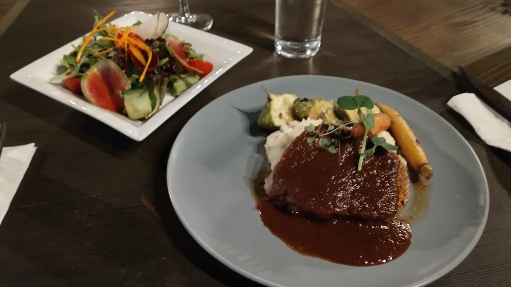 Restaurante Dvarios. | 22760 El Sauzal, Baja California, Mexico | Phone: 646 103 7740