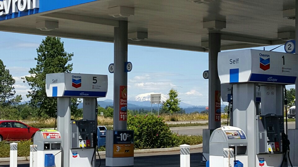 Chevron | 5801 Pioneer St, Ridgefield, WA 98642, USA | Phone: (360) 887-4954