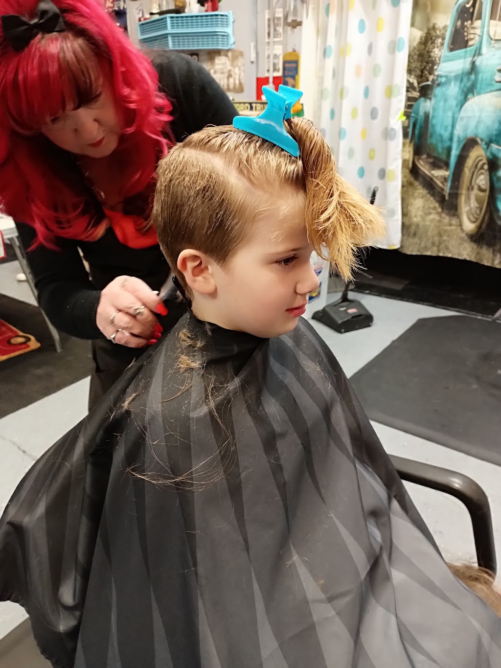 REDS Hair Repair | 20 S Wilderness Rd, Mt Vernon, KY 40456, USA | Phone: (606) 386-9202