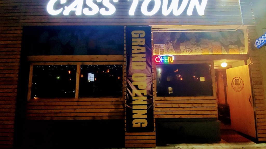 CASS TOWN | 954 S Norton Ave, Los Angeles, CA 90019, USA | Phone: (213) 800-2266