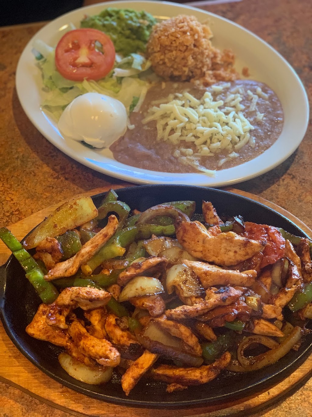 Casa Flores Mexican Restaurant | 400 E Kettleman Ln Suite 5, Lodi, CA 95240, USA | Phone: (209) 365-0559