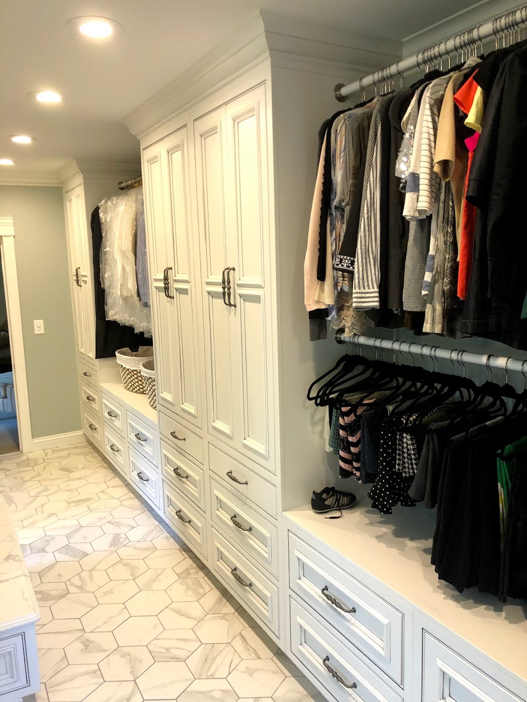 Glass City Kitchen & Bath | 226 S Reynolds Rd Suite A, Toledo, OH 43615, USA | Phone: (567) 312-8880