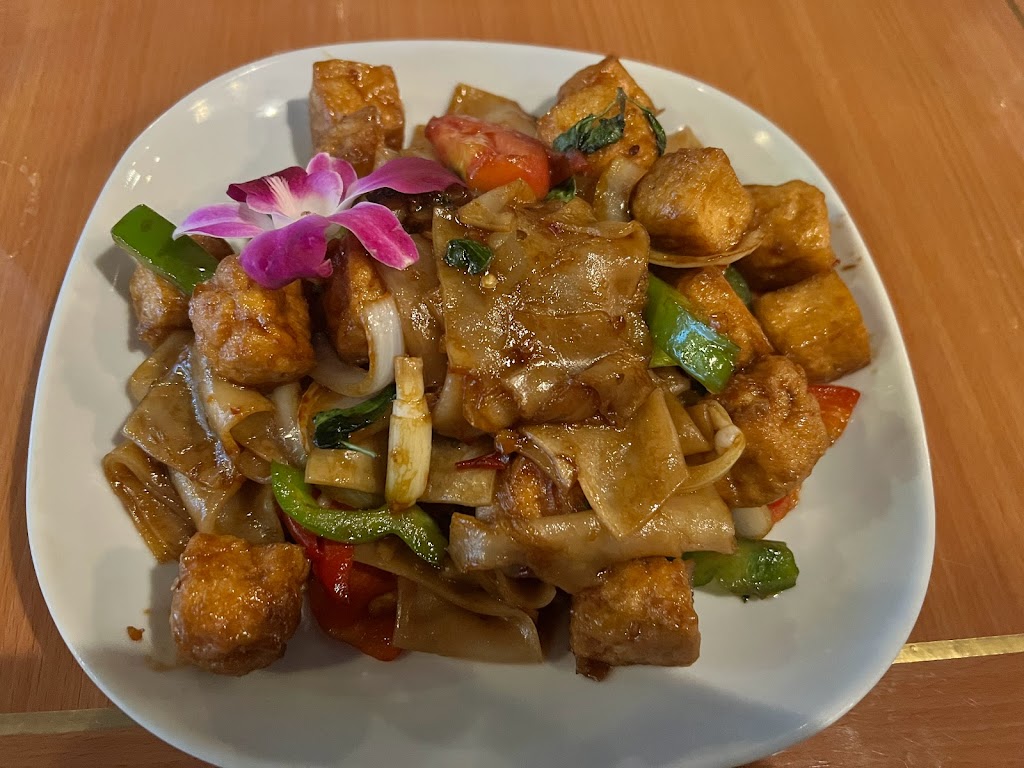 Tida Thai Cuisine | 212 Arthur Way, Newport News, VA 23602, USA | Phone: (757) 234-0099