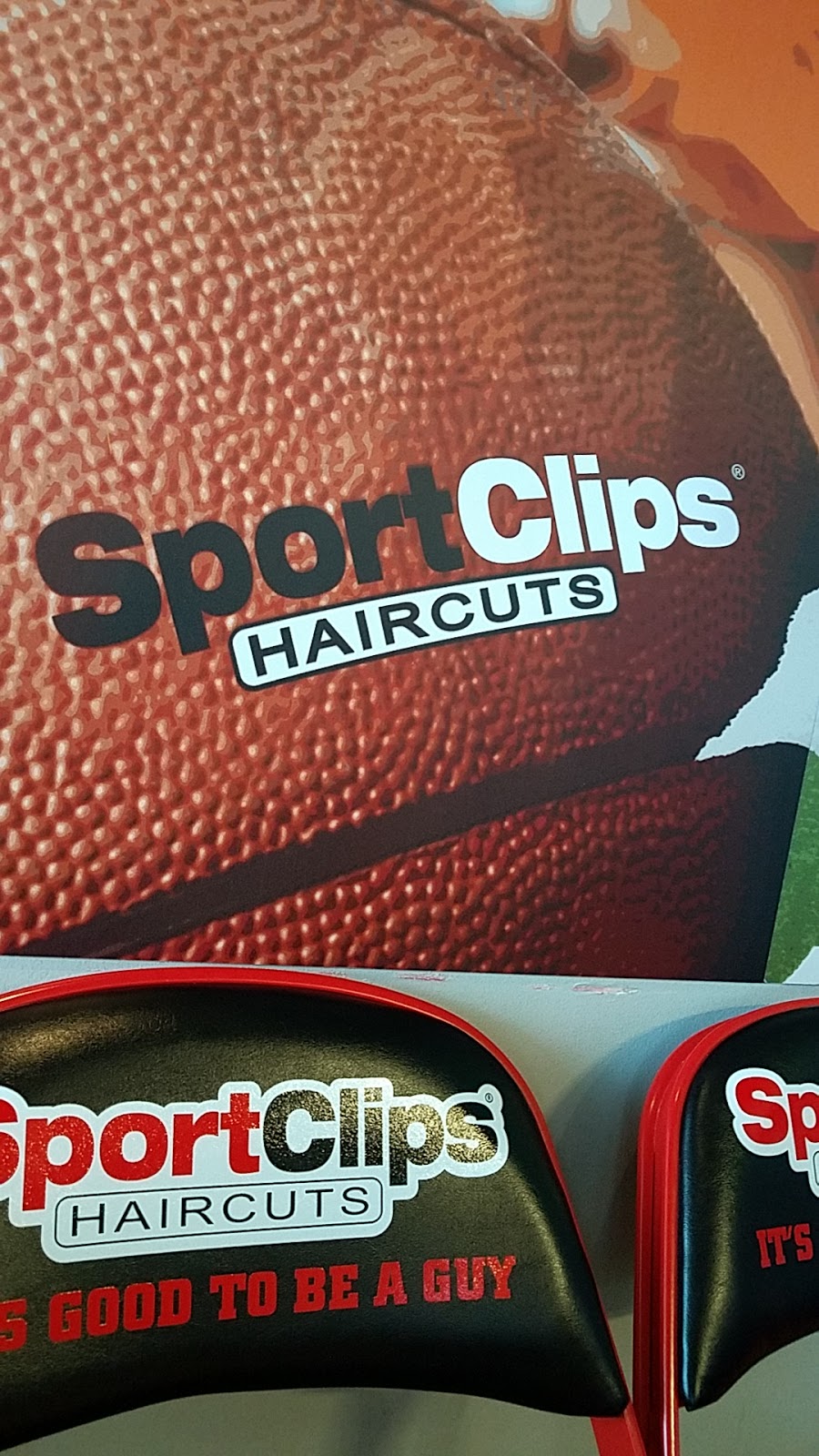 Sport Clips Haircuts of Cottleville | 6075 Mid Rivers Mall Dr, Cottleville, MO 63304, USA | Phone: (636) 922-3500