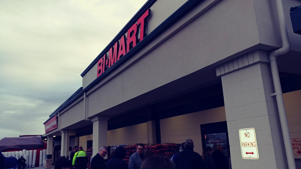 Bi-Mart Membership Discount Stores | 1277 E Deer Flat Rd, Kuna, ID 83634, USA | Phone: (208) 287-8986