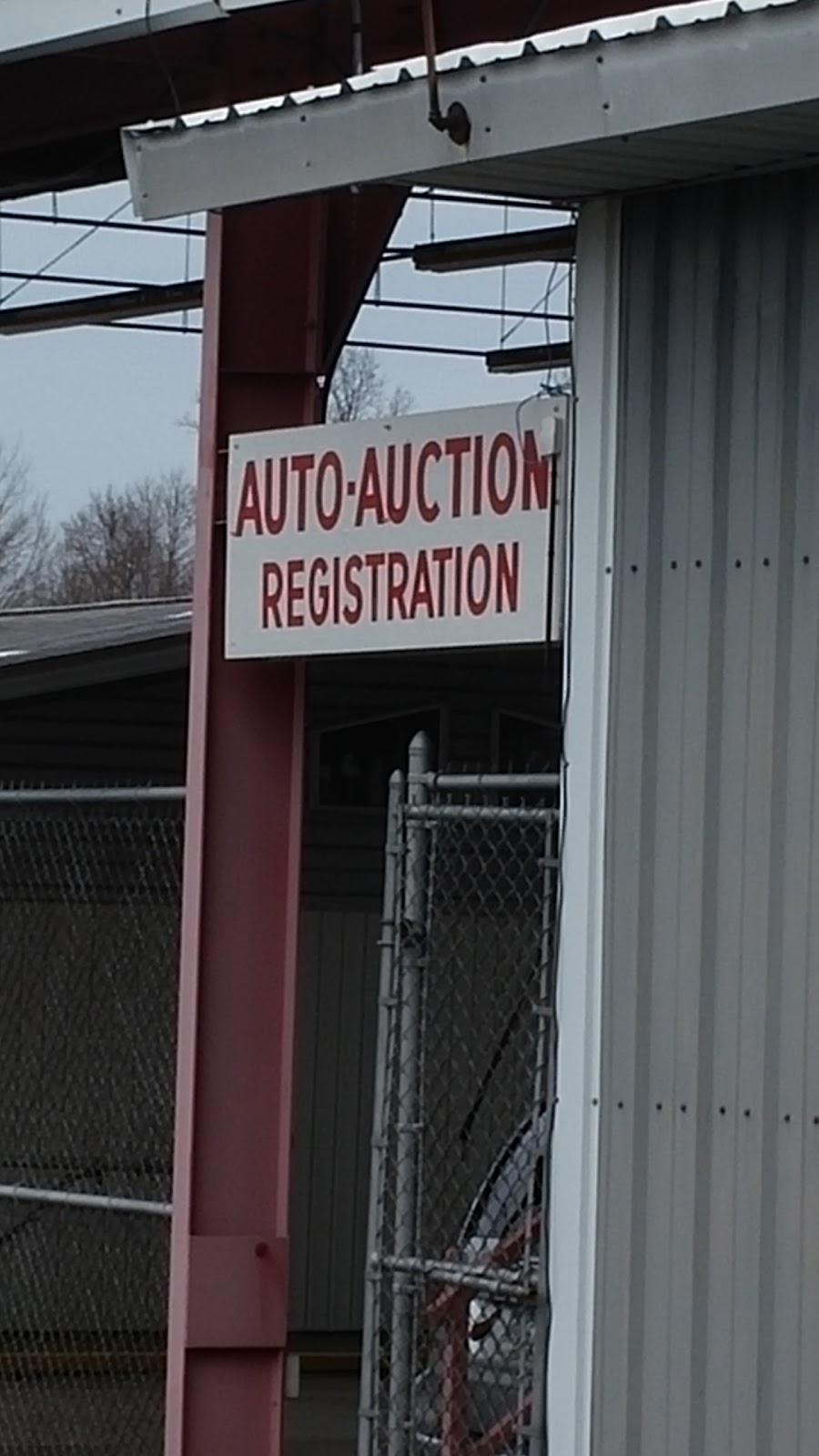 422 Auto and Bus Auction | 190 Fisher Rd, Slippery Rock, PA 16057, USA | Phone: (724) 368-8885