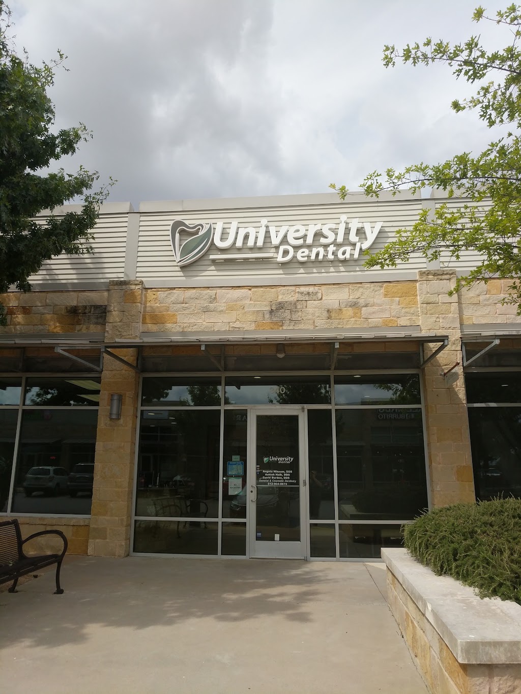 University Dental | 200 University Blvd Suite #340, Round Rock, TX 78665 | Phone: (512) 904-0672