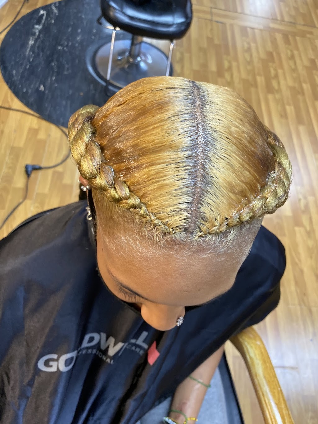 quins braiding,barber and beauty salon | 9832 Liberty Rd, Randallstown, MD 21133, USA | Phone: (410) 655-1742