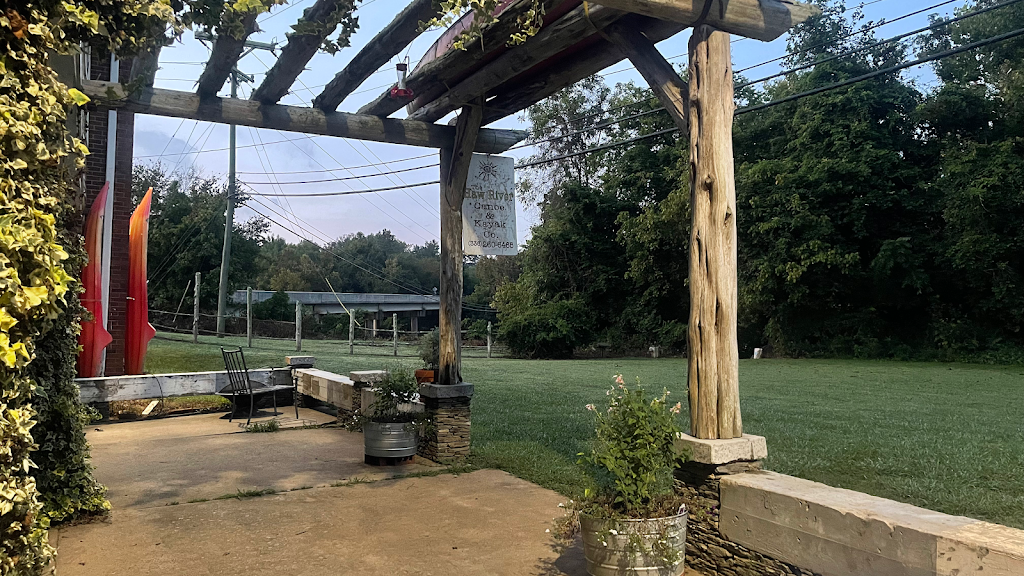 The Haw River Canoe & Kayak Company | 6079 Swepsonville-Saxapahaw Rd, Graham, NC 27253, USA | Phone: (336) 260-6465