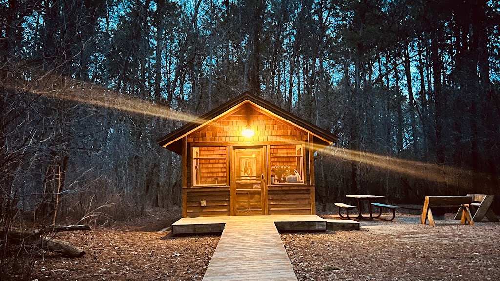 WHITE PINE CAMPER CABIN | Hastings, MN 55033, USA | Phone: (866) 857-2757