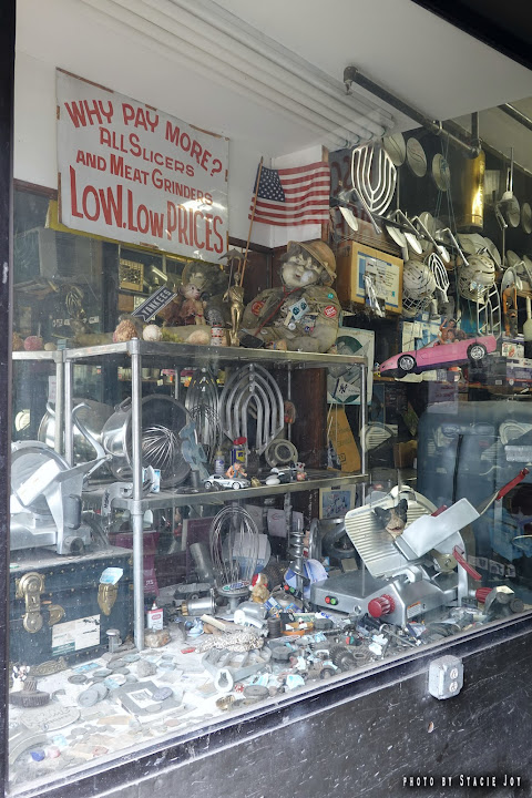 Globe Slicers | 265 Bowery, New York, NY 10012, USA | Phone: (212) 473-7670