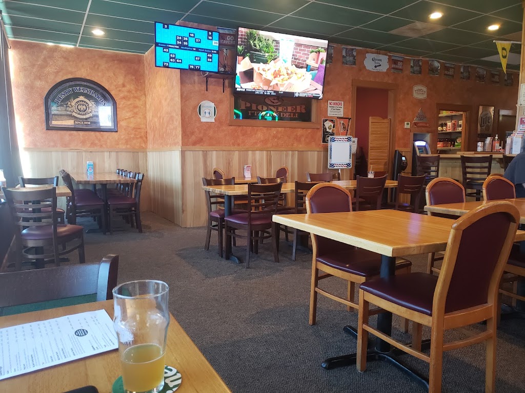 Pioneer Pizza | 13559 Redland Rd, Oregon City, OR 97045, USA | Phone: (503) 655-7587