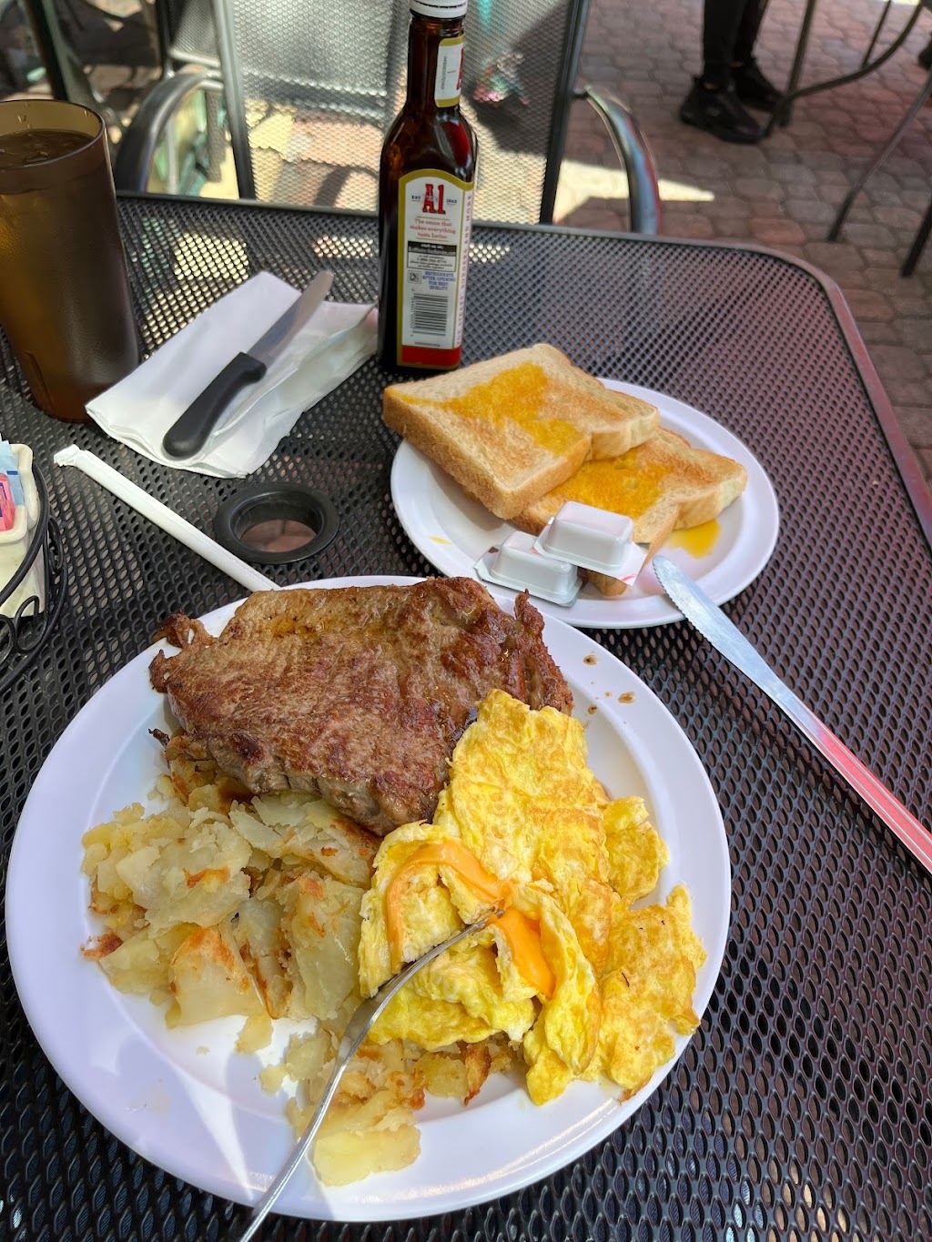Waffle Shop | 3864 Mt Vernon Ave, Alexandria, VA 22305, USA | Phone: (703) 836-8851