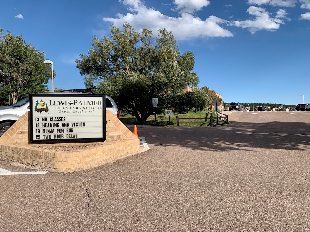 Lewis-Palmer Elementary School | 1315 Lake Woodmoor Dr, Monument, CO 80132, USA | Phone: (719) 488-4750