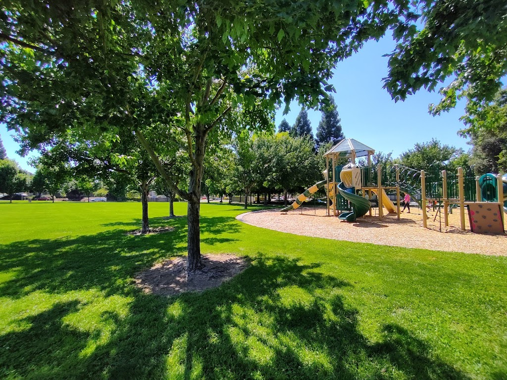 Twin Oaks Park | 5500 Park Dr, Rocklin, CA 95765, USA | Phone: (916) 625-5200