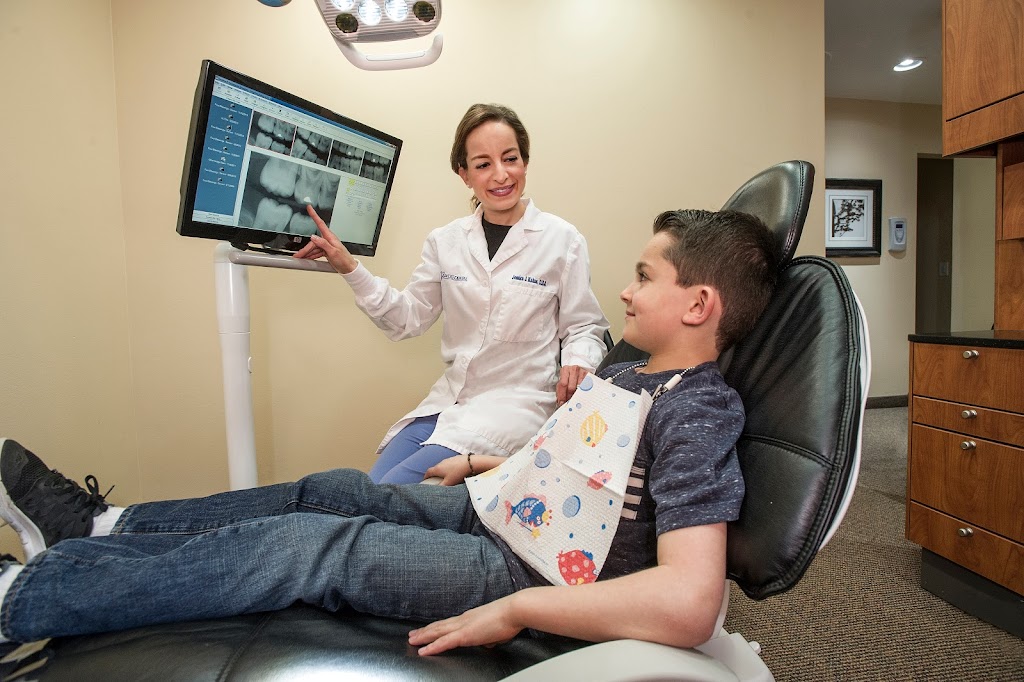 Kakos Dental | West Bloomfield Township Dentist | 6621 W Maple Rd #200, West Bloomfield Township, MI 48322, USA | Phone: (248) 489-5950