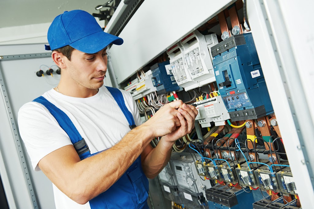 Lubbock Electrician | Valencia Ave, Lubbock, TX 79424, USA | Phone: (806) 795-7929