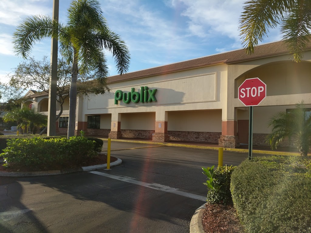 Publix Super Market at Bayside Bridge Plaza | 1520 McMullen Booth Rd, Clearwater, FL 33759, USA | Phone: (727) 725-4900