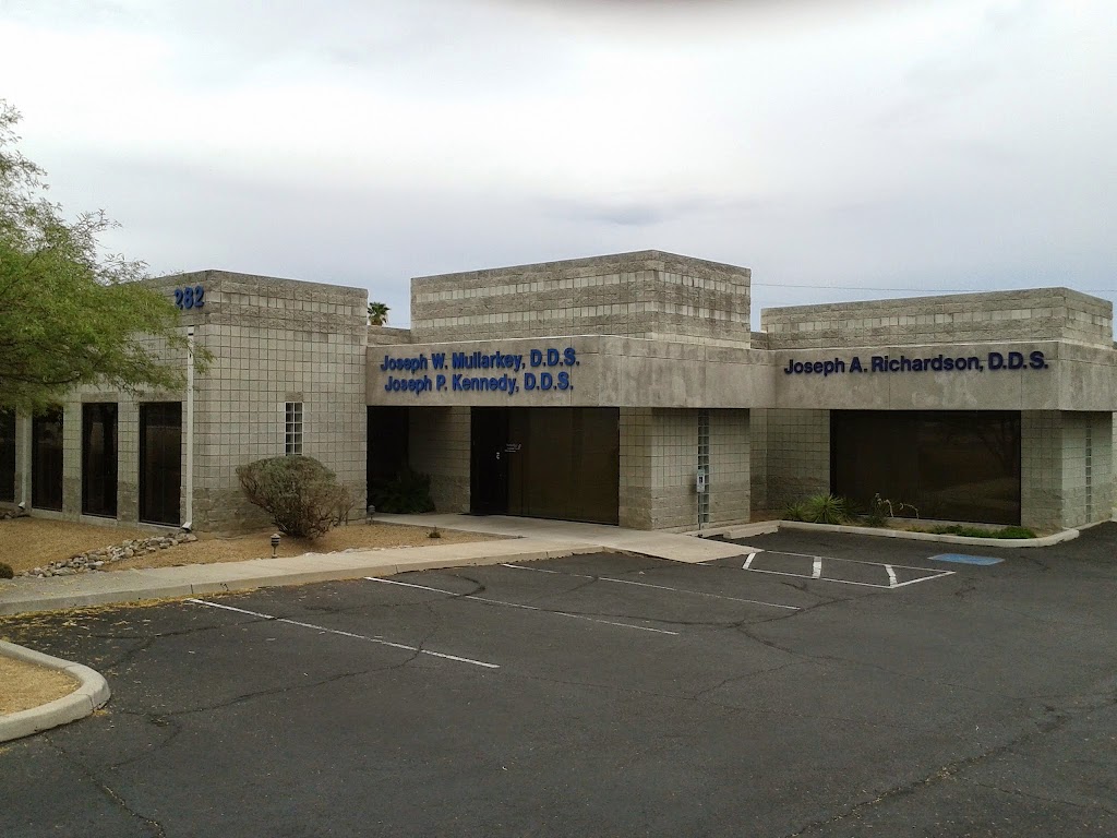Dental Care Associates | 282 E River Rd, Tucson, AZ 85704, USA | Phone: (520) 293-2997