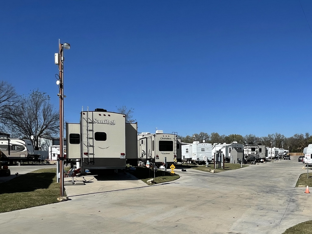 Valley Rose Rv Park & Storage | 1515 E Hwy 199, Springtown, TX 76082, USA | Phone: (817) 583-5372