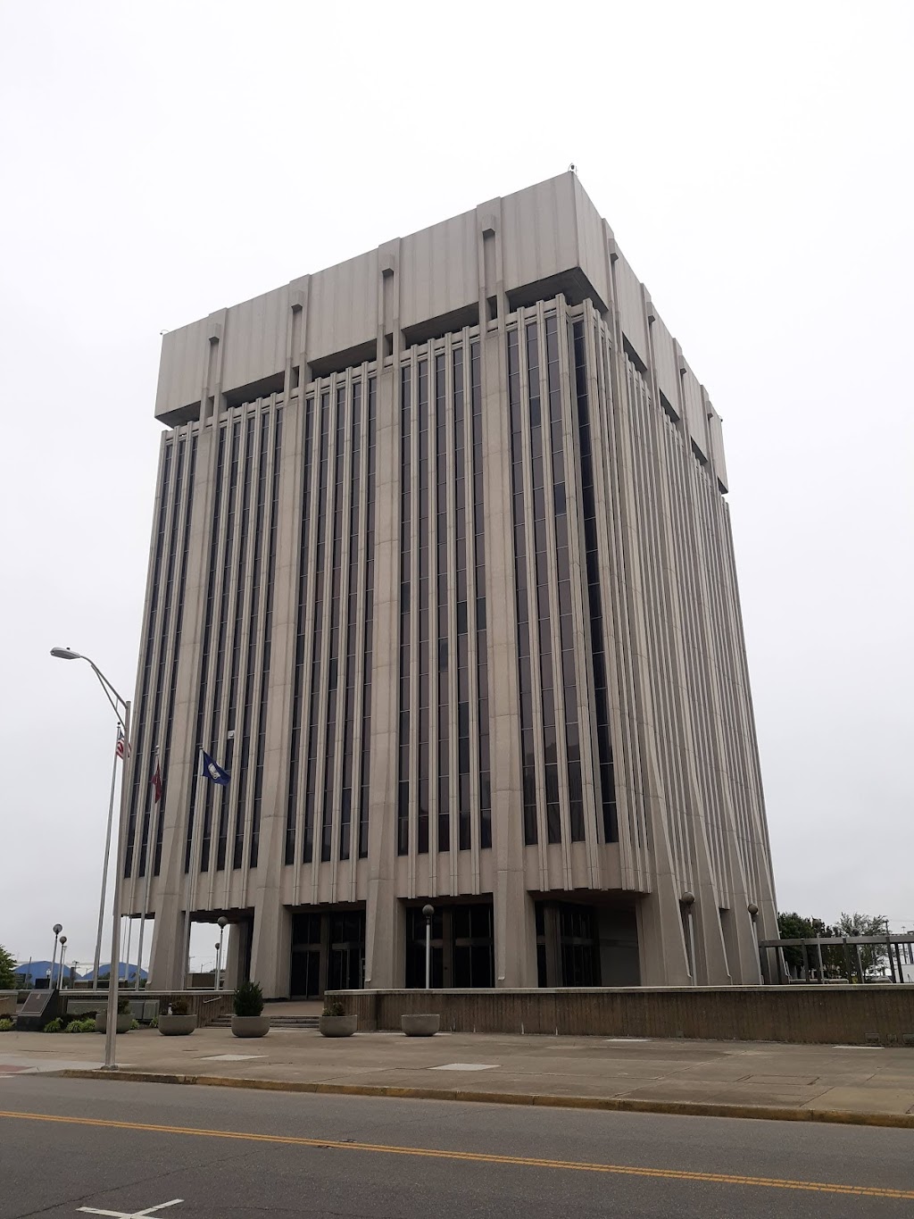 Newport News | 2400 Washington Ave, Newport News, VA 23607, USA | Phone: (757) 933-2311