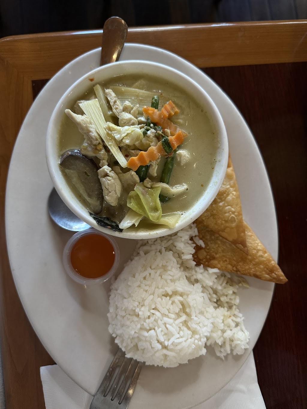 Mom Can Cook Thai Kitchen | 18358 Soledad Canyon Rd, Santa Clarita, CA 91387, USA | Phone: (661) 251-8103