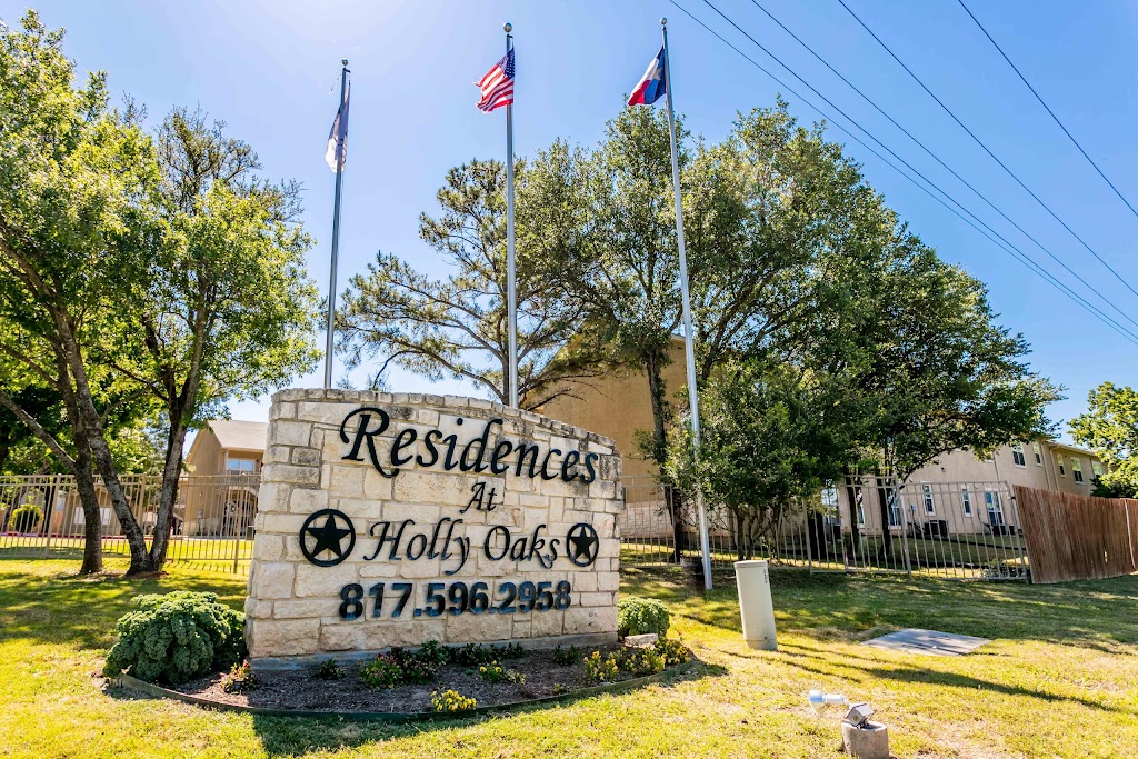 Residences at Holly Oaks | 2129 Holly Oaks Ln, Weatherford, TX 76087, USA | Phone: (817) 596-2958