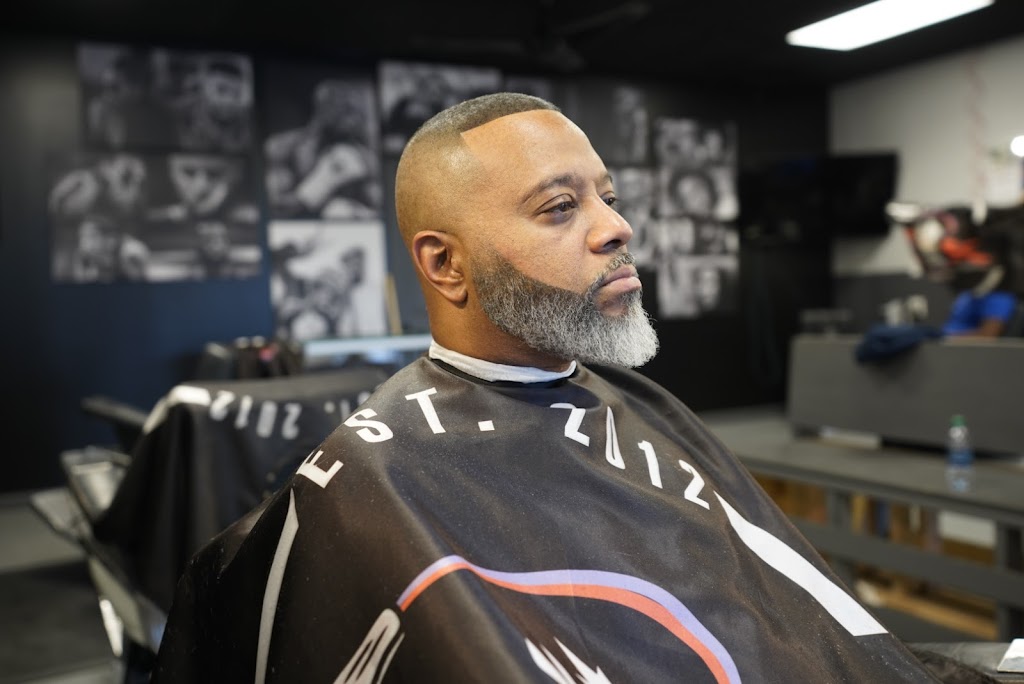 Hair King Barbershop | 2256 Snellville Plaza, Snellville, GA 30078, USA | Phone: (678) 442-0044