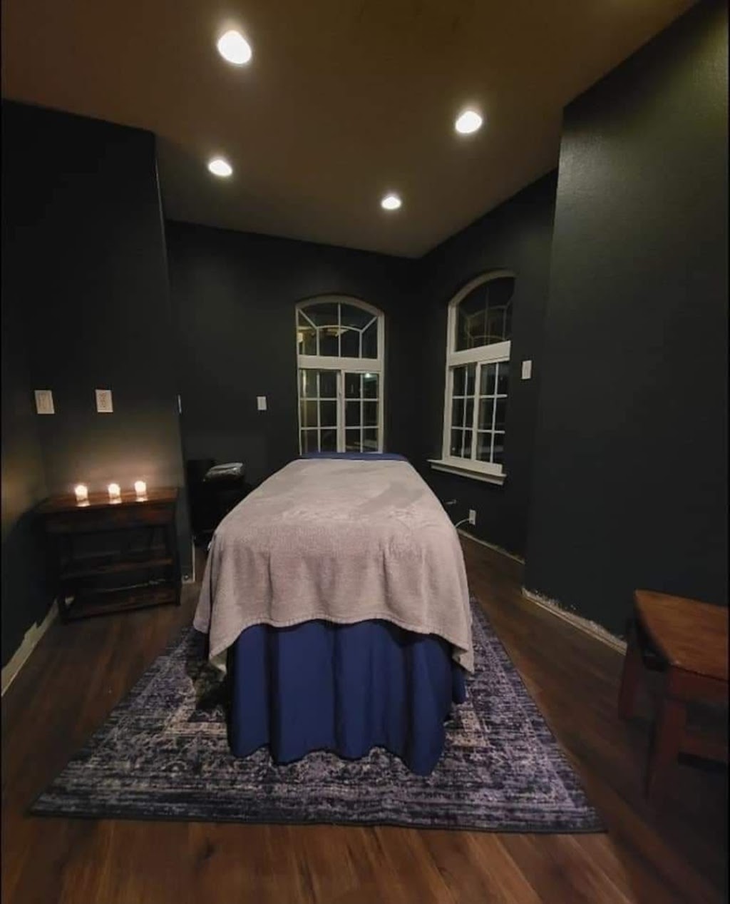Flora Massage + Wellness Studio | 200 E Rentz St, Weatherford, TX 76086, USA | Phone: (682) 999-9323