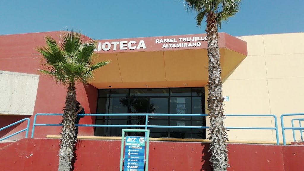 Biblioteca Rafael Trujillo Altamirano | Unnamed Road, El Refugio, 22253 Tijuana, B.C., Mexico | Phone: 664 969 4700