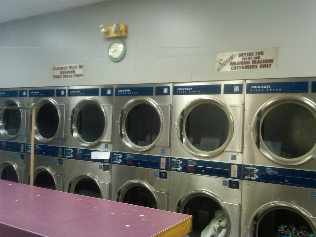 Roccos Laundromat | 220 Lark St, Albany, NY 12210, USA | Phone: (518) 928-3737