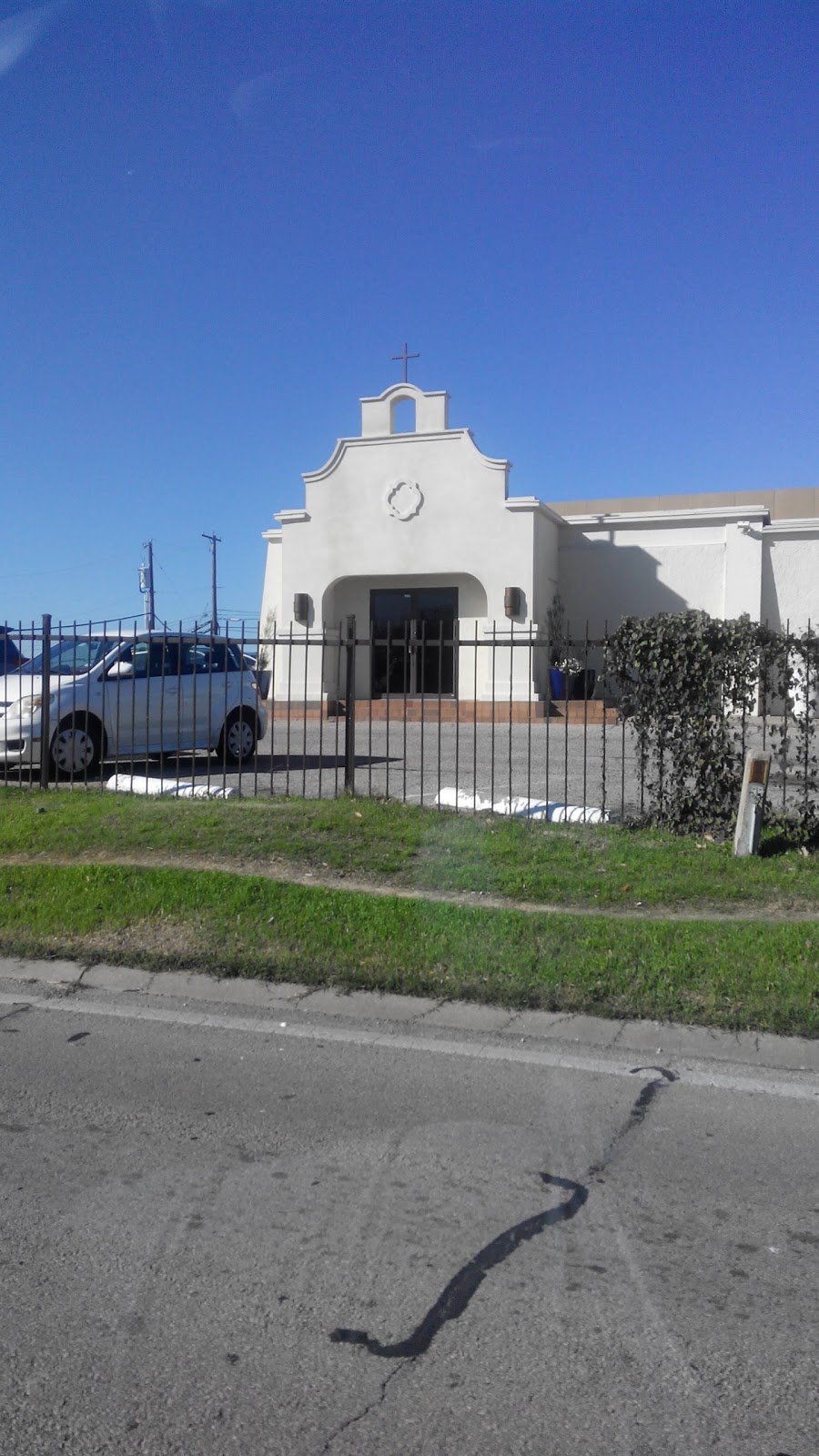 Cristo Rey Presbyterian Church | 3353 W Northwest Hwy, Dallas, TX 75220, USA | Phone: (214) 654-0945