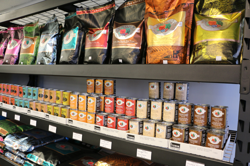 Pets Discount - Natural & Organic Pet Food | 739 N 132nd St, Omaha, NE 68154 | Phone: (402) 504-1945