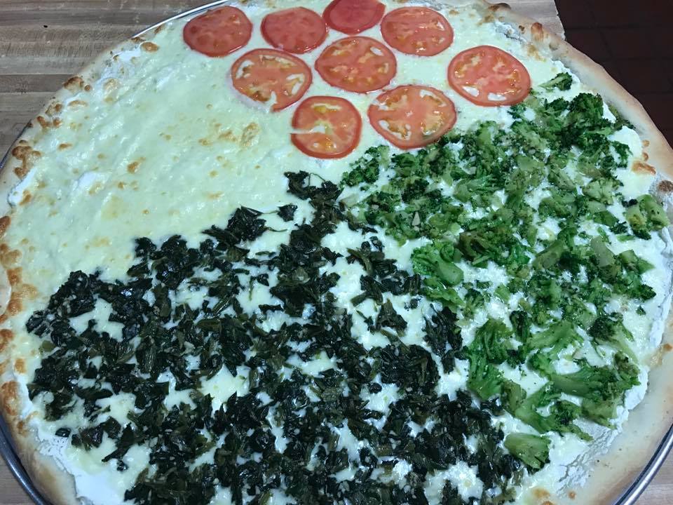 4 Brothers Pizzeria and Restaurant | 92 Windermere Ave, Greenwood Lake, NY 10925, USA | Phone: (845) 595-1966
