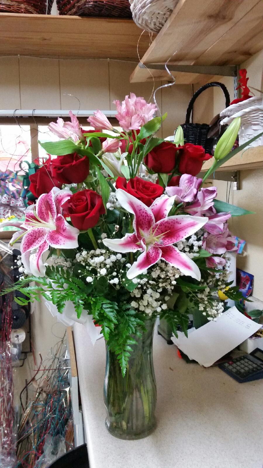 Tonnies Florist - Port Richey Florist | 7417 Executive Woods Ct, Port Richey, FL 34668, USA | Phone: (727) 849-1100