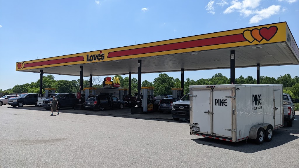 Loves Travel Stop | 227 Old Pipers Gap Rd, Lambsburg, VA 24351, USA | Phone: (276) 755-3117