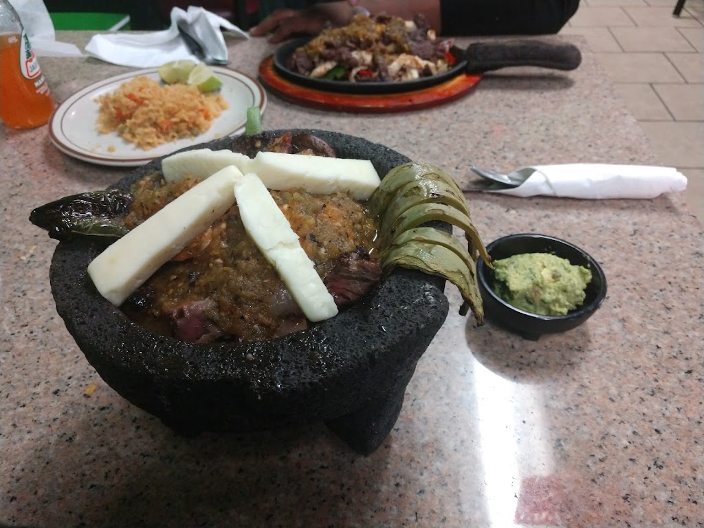 Los Felix Mexican Restaurant | 6219 Montgomery Blvd NE, Albuquerque, NM 87109, USA | Phone: (505) 347-1675