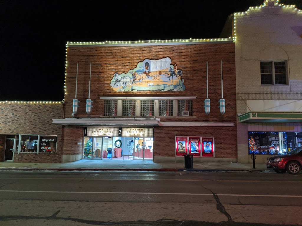 Cinema Centre & Holly Theatre | 615 Court St, Beatrice, NE 68310, USA | Phone: (402) 223-5124