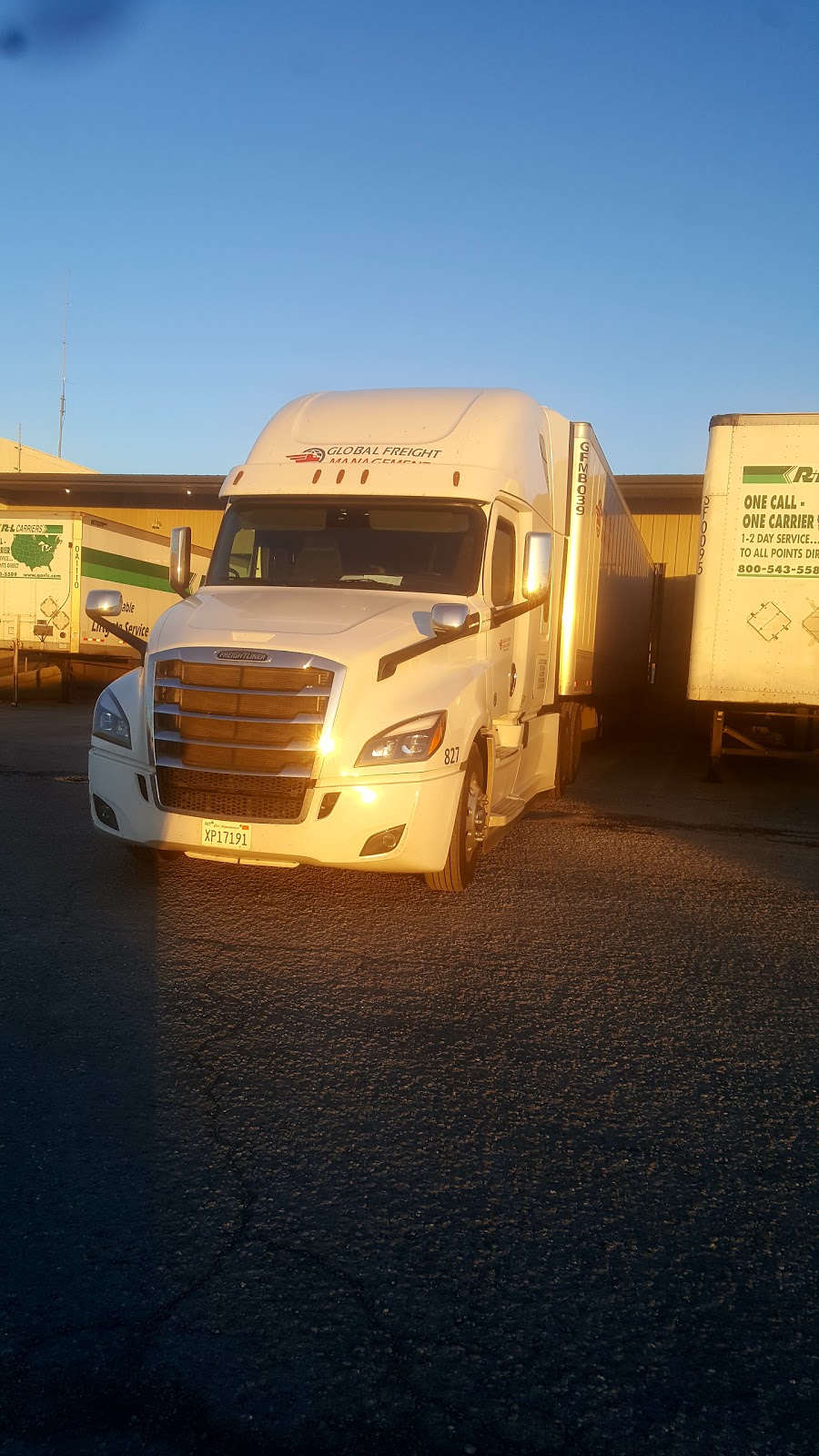 Global Freight Management | 920 Riverside Pkwy, West Sacramento, CA 95605, USA | Phone: (916) 801-1782