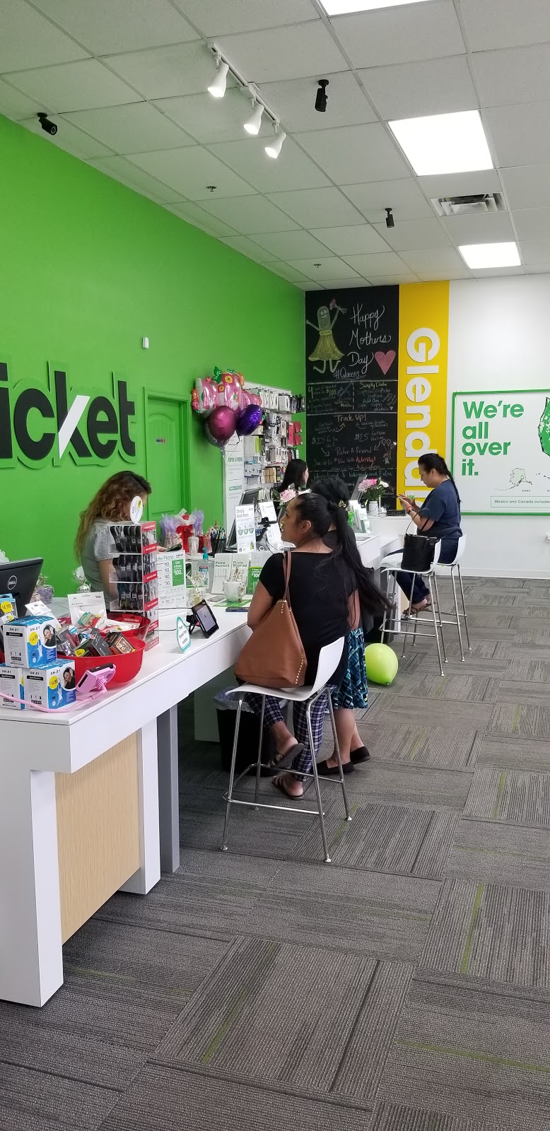 Cricket Wireless Authorized Retailer | 6514 W Bethany Home Rd Ste 14, Glendale, AZ 85301, USA | Phone: (623) 842-1084