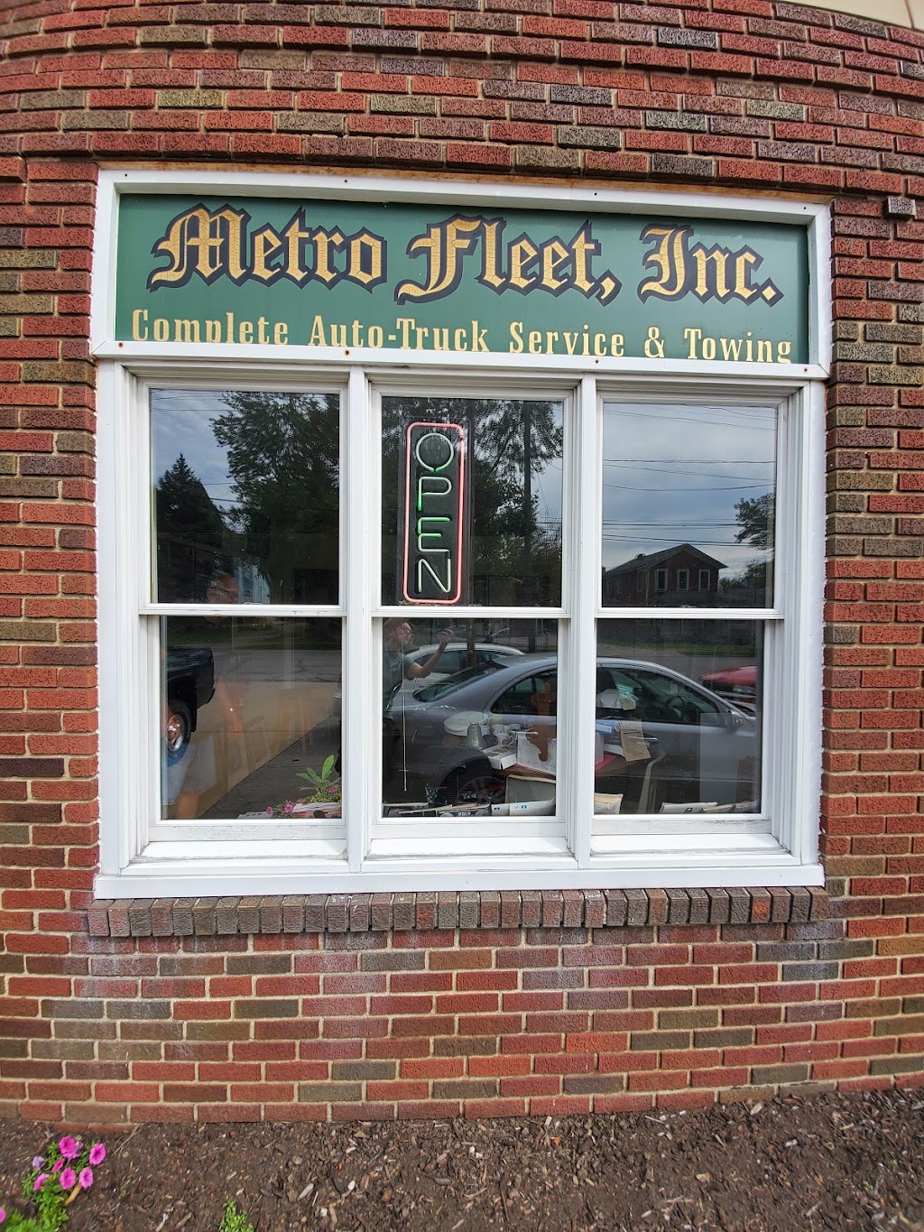 Metro Fleet Inc | 4169 Main St, Perry, OH 44081, USA | Phone: (440) 259-3886