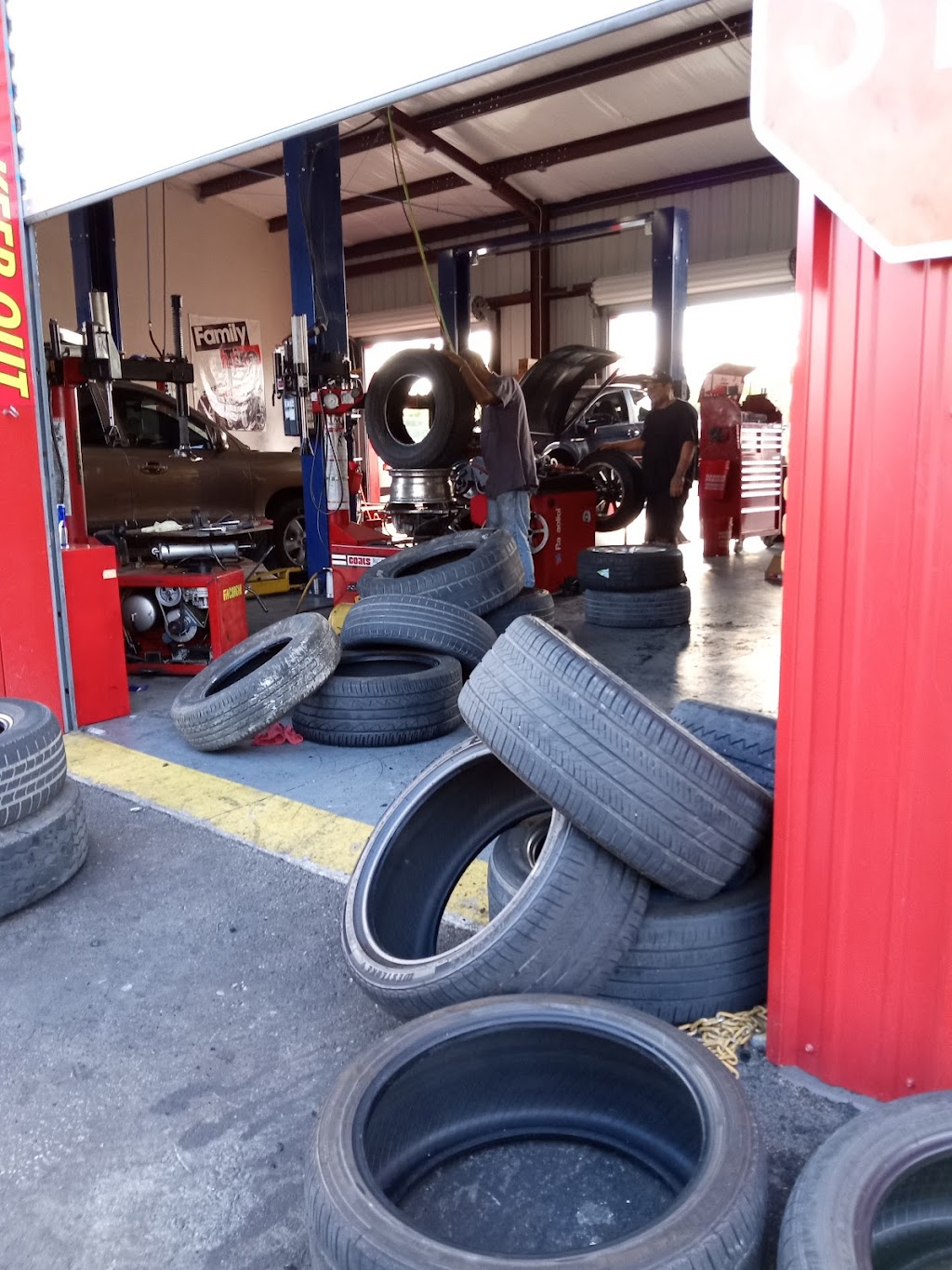 Family tire inc | 1295 U.S. Hwy 17-92 N, Haines City, FL 33844, USA | Phone: (863) 353-2607